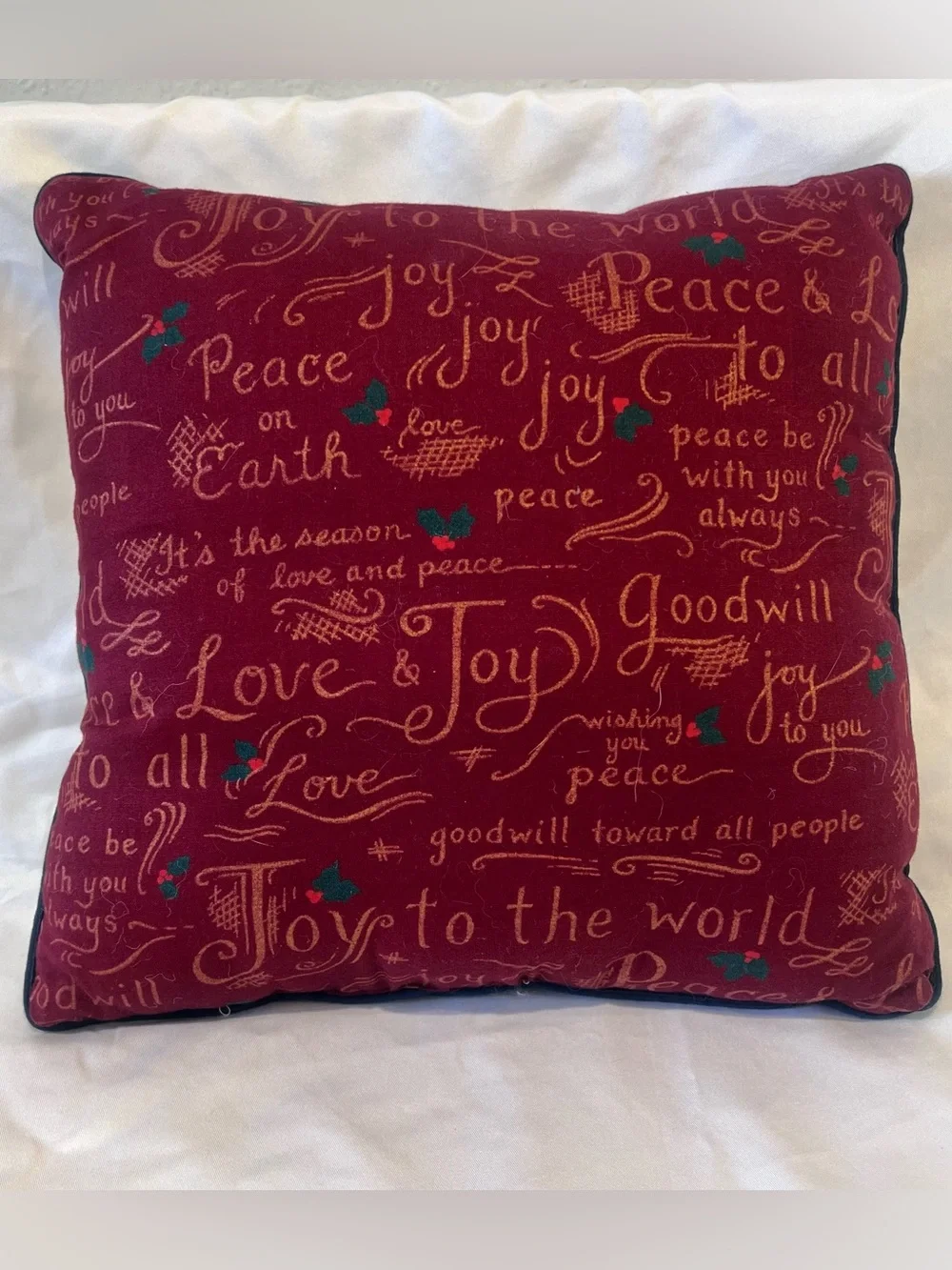 Hallmark Maxine Shoebox Tapestry Pillow I Bake It’s a Christmas Miracle